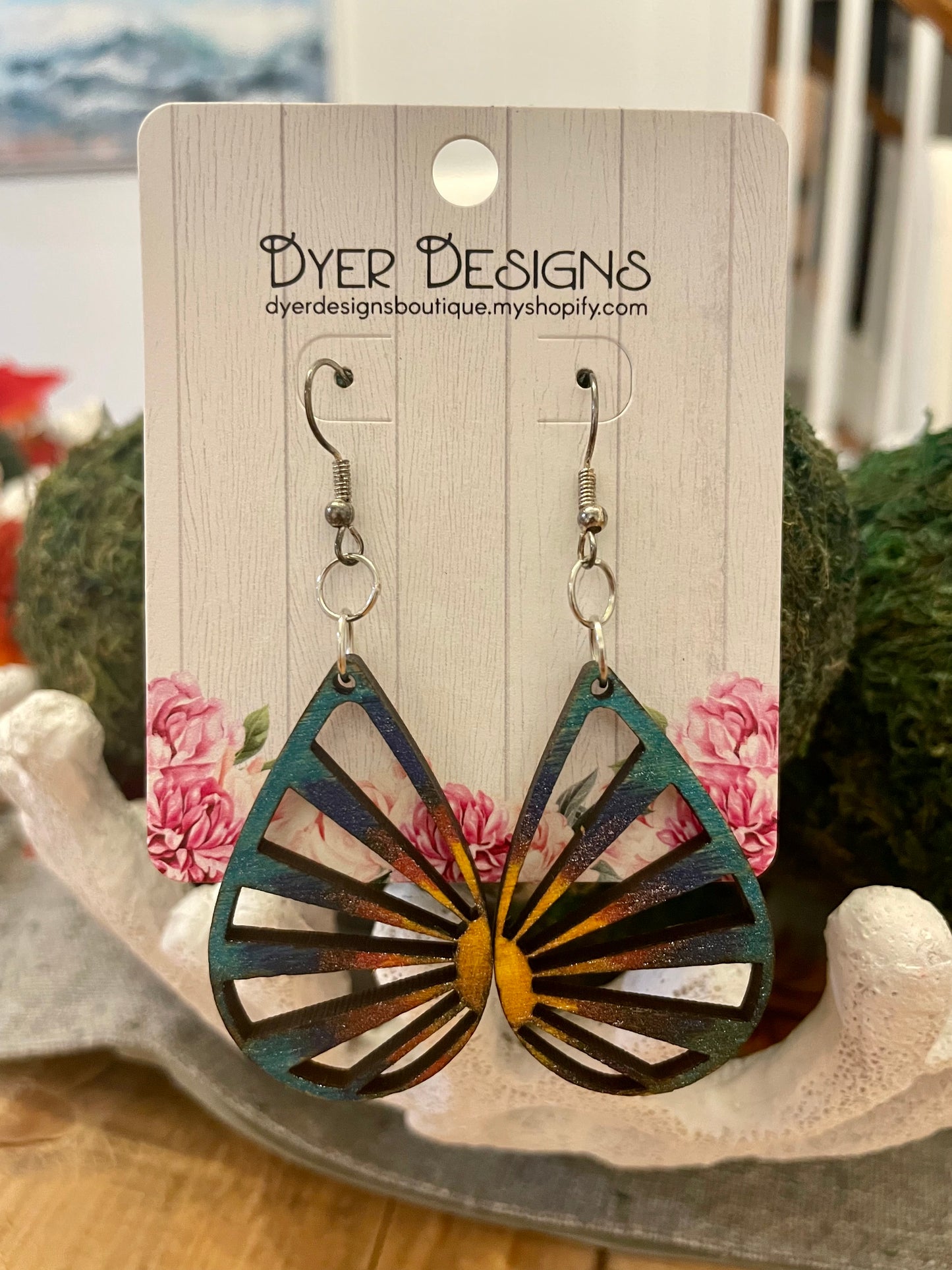 Wooden Ocean Sunburst Earrings